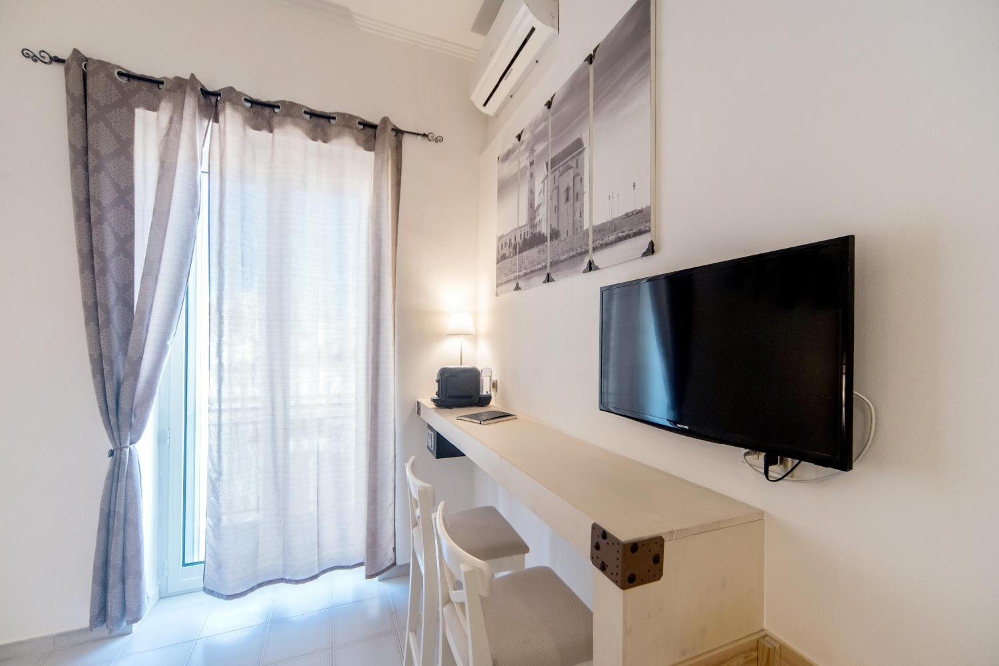 B&B Camera A Sud Mare' Trani Εξωτερικό φωτογραφία
