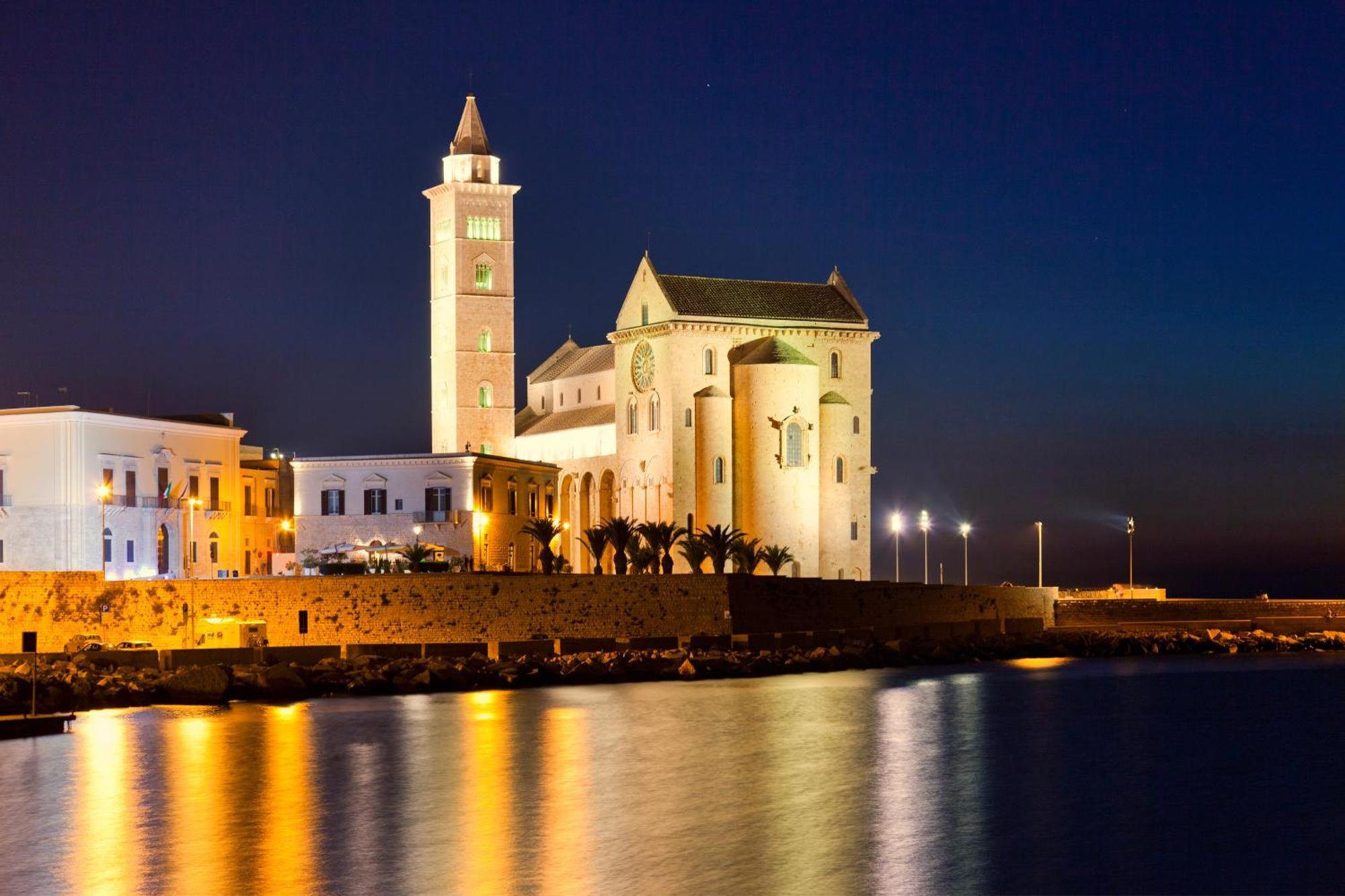 B&B Camera A Sud Mare' Trani Εξωτερικό φωτογραφία