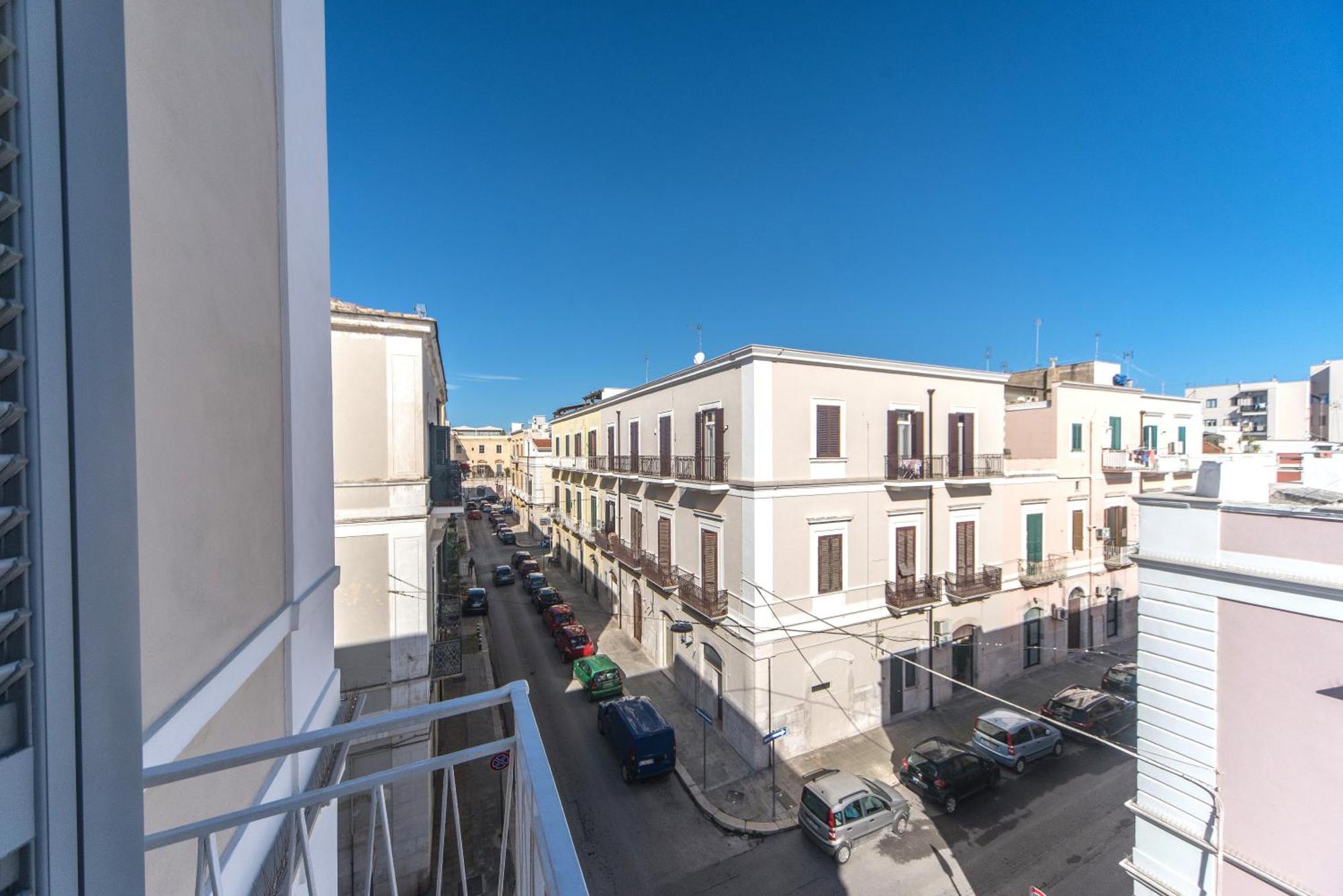 B&B Camera A Sud Mare' Trani Εξωτερικό φωτογραφία